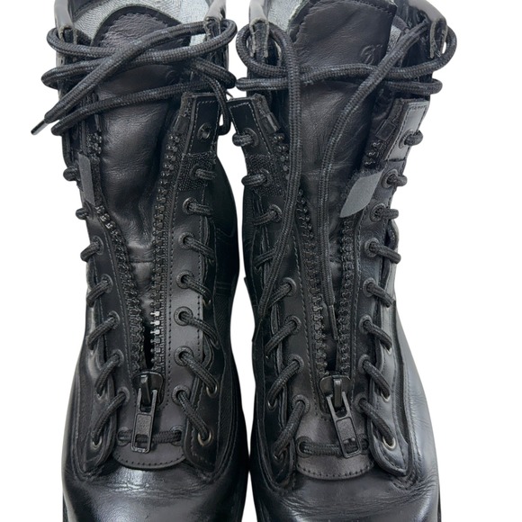 Shoes - Picture 8 of 9